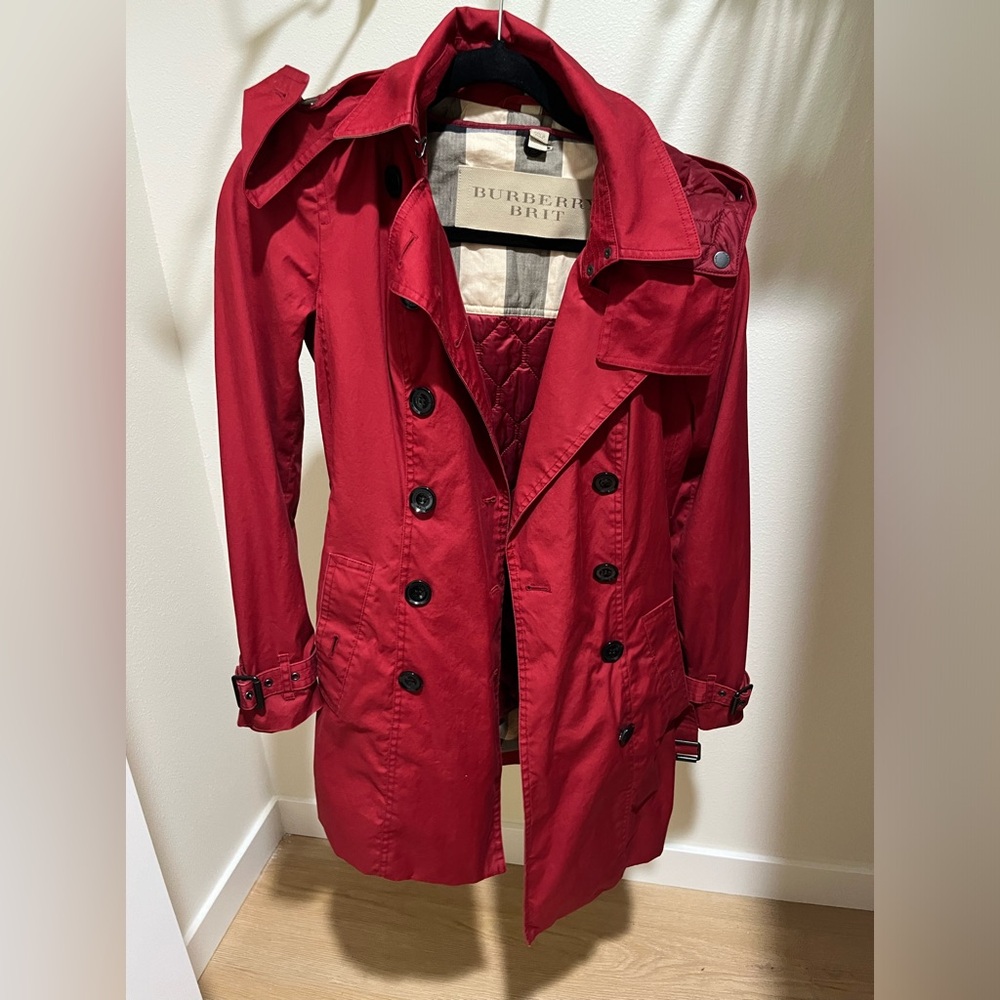Burberry trench coat with removable lining, mid-length